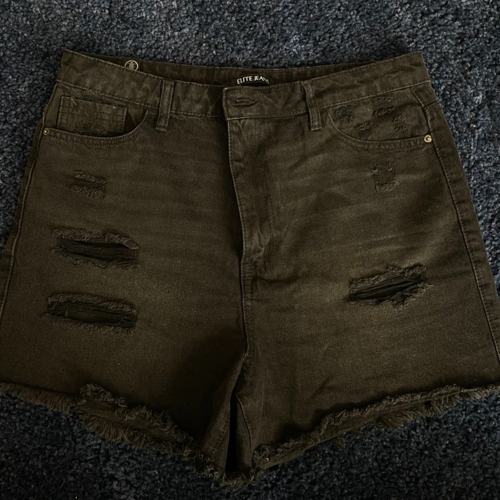 Black distressed jean shorts